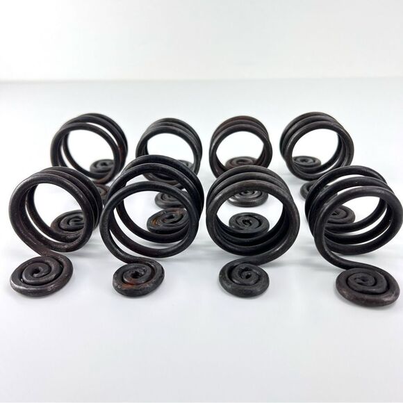 Vintage Metal Spiral Napkin Rings - Set of 8 - Picture 4 of 8